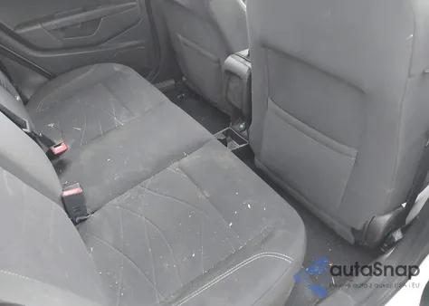 2015 Ford Fiesta Se z USA, uszkodzony, nr VIN 3FADP4EJ9FM105346